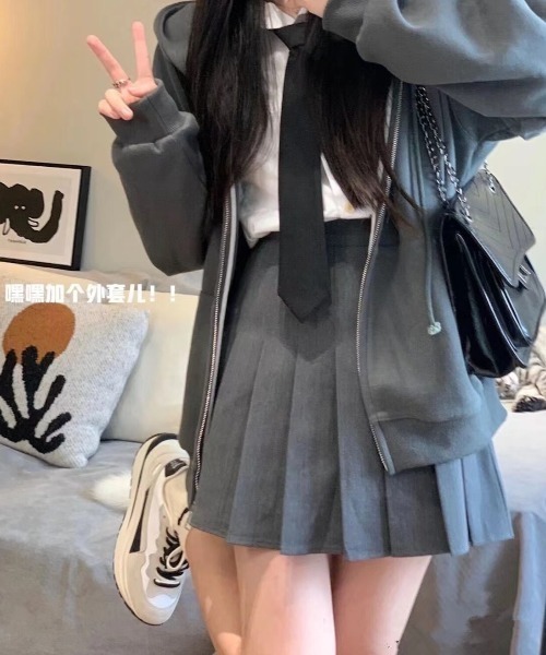 gossip!ロサンゼルス(ゴシップロサンゼルス)の「プリーツミニスカート(スカート・レディース・ホワイト/ブラック/グレー・S/M)」の12枚目の写真