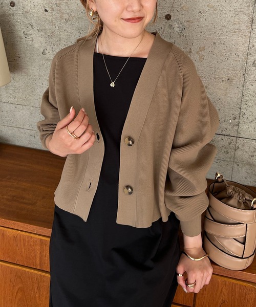 CAPRICIEUX LE'MAGE（カプリシューレマージュ）の「畦クロップカーディガン（カーディガン/ボレロ・レディース・ブラック/オフホワイト/モカ・FREE）」の7枚目の写真