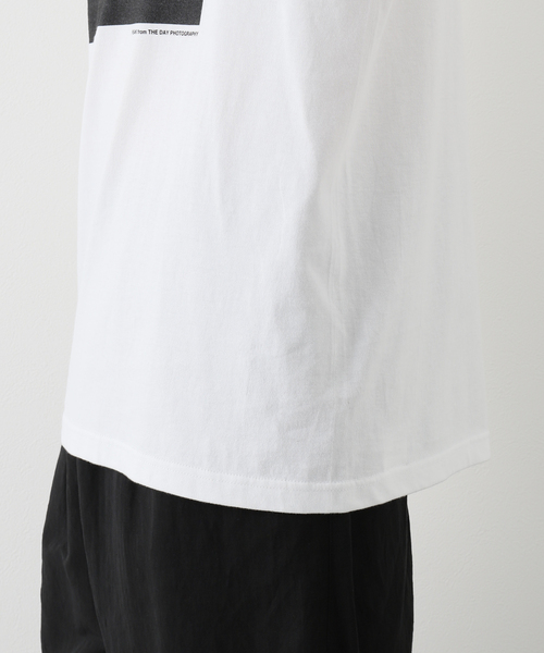 JOURNAL STANDARD（ジャーナルスタンダード）の「【THE DAY PHOTOGRAPHY×Yoo Hoo Store】PEAK L/S TEE（Tシャツ/カットソー・メンズ・ホワイト・MEDIUM/LARGE）」の10枚目の写真