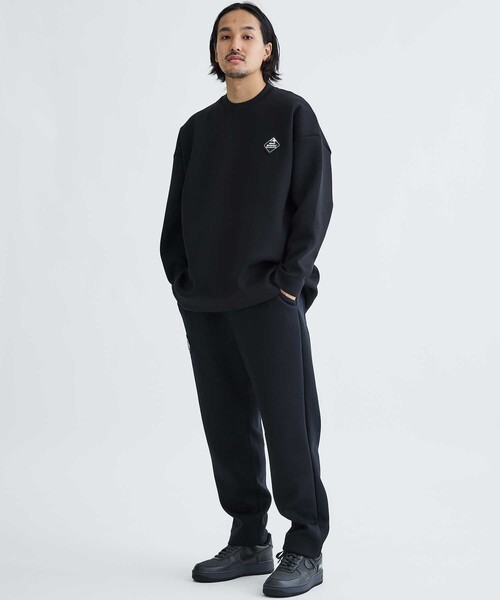 F.C.Real Bristol(エフシーレアルブリストル)の「WM × F.C.Real Bristol SWEAT PULLOVER(スウェット・メンズ・ブラック・1/0)」の7枚目の写真