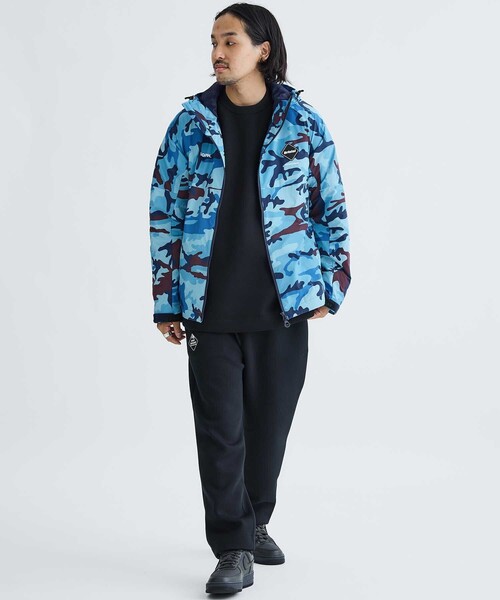 F.C.Real Bristol(エフシーレアルブリストル)の「WM × F.C.Real Bristol SWEAT PULLOVER(スウェット・メンズ・ブラック・1/0)」の9枚目の写真