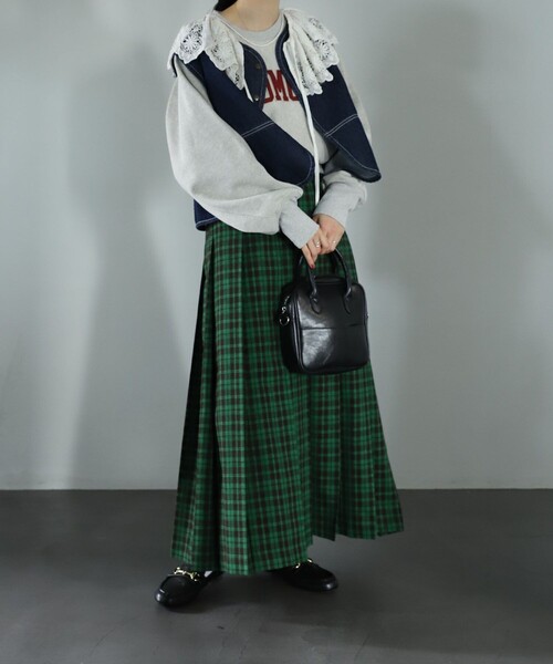 FREAK'S STORE（フリークスストア）の「HEAVYショートワッペンロゴスウェット（スウェット・レディース・グレー/ネイビー/ワインレッド/ナチュラル・ﾌﾘ-）」の15枚目の写真