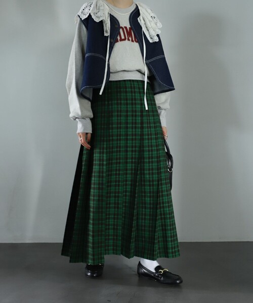 FREAK'S STORE（フリークスストア）の「HEAVYショートワッペンロゴスウェット（スウェット・レディース・グレー/ネイビー/ワインレッド/ナチュラル・ﾌﾘ-）」の16枚目の写真