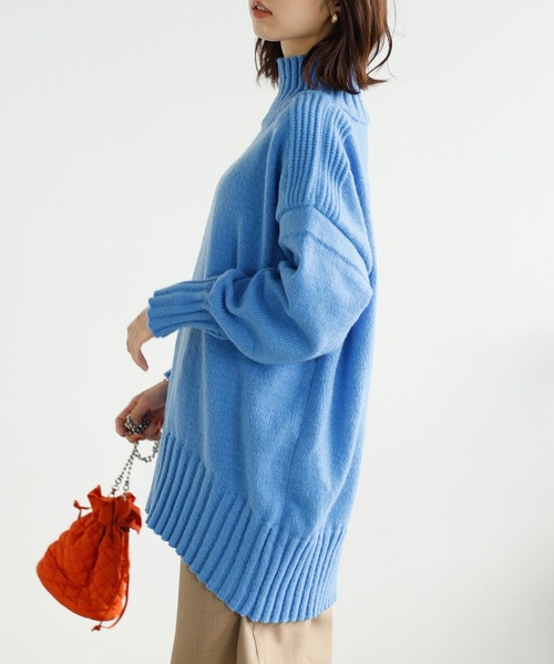 GeeRA(ジーラ)の「リブ使いビッグシルエットニット(ニット/セーター・レディース・レッド/ブルー/ブラック・SMALL/MEDIUM/LARGE/X-LARGE)」の12枚目の写真