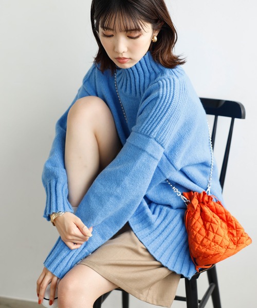 GeeRA(ジーラ)の「リブ使いビッグシルエットニット(ニット/セーター・レディース・レッド/ブルー/ブラック・SMALL/MEDIUM/LARGE/X-LARGE)」の10枚目の写真