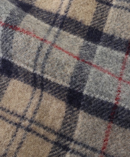 Barbour（バブアー）の「【BARBOUR/バブアー】Tartan lambswool scarf/タータンチェック ラムズウール スカーフ/マフラー（マフラー・メンズ・レッド系/グレー系/ベージュ系/カーキ系/グリーン系/グリーン系1/ネイビー系/ネイビー系1/カーキ系1/レッド系1・FREE）」の14枚目の写真
