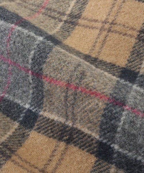 Barbour（バブアー）の「【BARBOUR/バブアー】Tartan lambswool scarf/タータンチェック ラムズウール スカーフ/マフラー（マフラー・メンズ・レッド系/グレー系/ベージュ系/カーキ系/グリーン系/グリーン系1/ネイビー系/ネイビー系1/カーキ系1/レッド系1・FREE）」の16枚目の写真