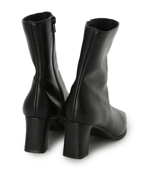 SNIDEL(スナイデル)の「スクエアショートブーツ(ブーツ・レディース・ブラック/ダークブラウン/モカ・SMALL/MEDIUM/LARGE)」の15枚目の写真