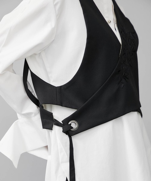 UJOH　ウジョー　セパレートベスト UJOH×LOKITHO/(ウジョー×ロキト)】別注Embroidery Separate Vest