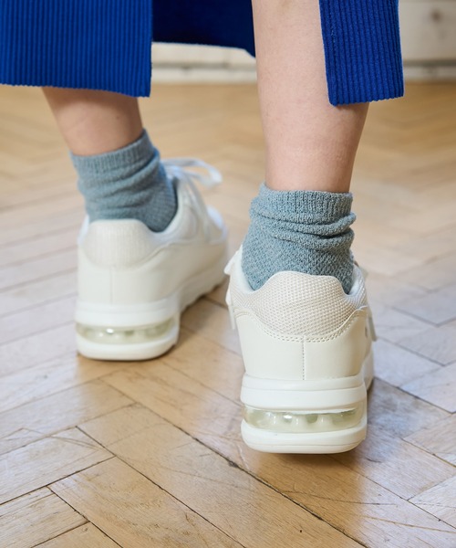 moz（モズ）の「moz(モズ)ワンポイントロゴエア入りクッションスニーカー（スニーカー・レディース・ホワイト/ライトブラウン/ライトグレー/ブラック/ブラック系その他・22.5cm/24.0cm/24.5cm/23.0cm/23.5cm）」の14枚目の写真