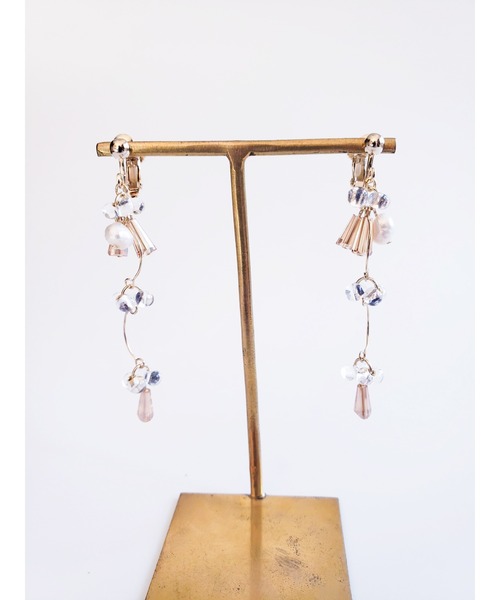 tone（トーン）の「【Tresor】wave　淡水パール　イヤリング(MA)（イヤリング・レディース・バイオレット/その他/その他3/その他2/その他4・FREE）」の6枚目の写真
