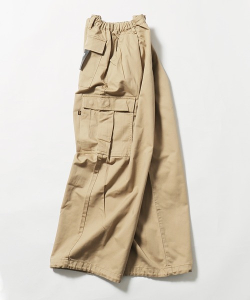 Alpha Industries(アルファインダストリーズ)の「ALPHA INDUSTRIES/アルファインダストリーズ SUPER WIDE CARGO カーゴパンツ ワイドパンツ(カーゴパンツ・メンズ・カーキ/オリーブ/ブラック・M/L/XL)」の6枚目の写真