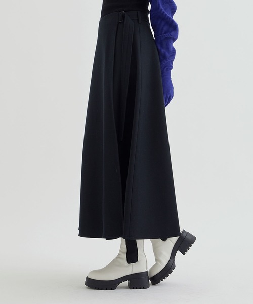 ATON（エイトン）の「【ATON / エイトン】SUPER 160S DOUBLE SAXONY WRAPPED SKIRT / スーパー160 ラップスカート（スカート・レディース・ブラック・1/2）」の3枚目の写真