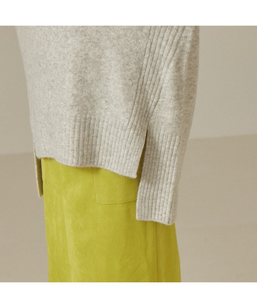 abahouse mavie（アバハウスマヴィ）の「ふわニットVネックプルオーバー（ニット/セーター・レディース・サックスブルー/ライトグレー/ブルー/ピンク/ダークベージュ/ブラック・フリー）」の15枚目の写真