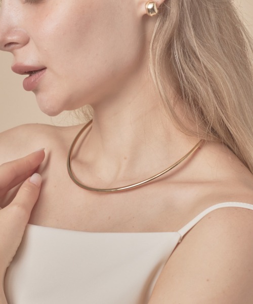 sowang（ソワン）の「メタル カーブ チョーカー ネックカフ（チョーカー・レディース・シルバー/ゴールド・FREE）」の14枚目の写真