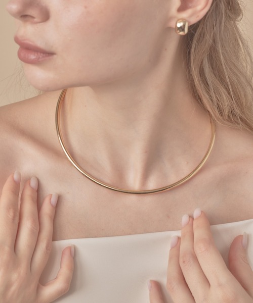 sowang（ソワン）の「メタル カーブ チョーカー ネックカフ（チョーカー・レディース・シルバー/ゴールド・FREE）」の13枚目の写真