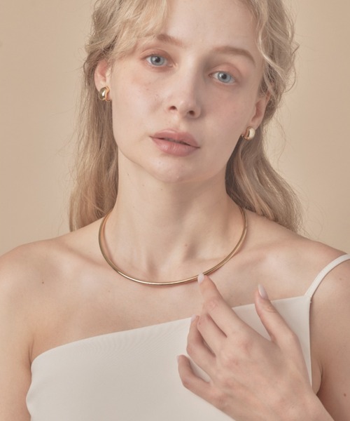 sowang（ソワン）の「メタル カーブ チョーカー ネックカフ（チョーカー・レディース・シルバー/ゴールド・FREE）」の15枚目の写真