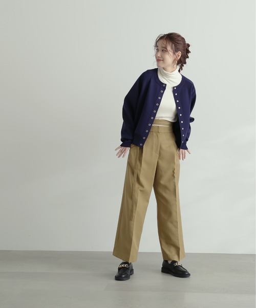 N.（N. Natural Beauty Basic）（エヌエヌナチュラルビューティーベーシック）の「◆ドットボタン総針フォルムカーディガン（カーディガン/ボレロ・レディース・オフホワイト/ブラック/グリーン/ブルー/ネイビー/ピンク/イエロー・MEDIUM）」の21枚目の写真