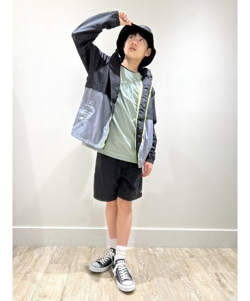 GAP（ギャップ）の「ウインドバスタージャケット (キッズ)（ナイロンジャケット・キッズ・ブラック/ブルー・M/L/XL/XXL/S）」の19枚目の写真