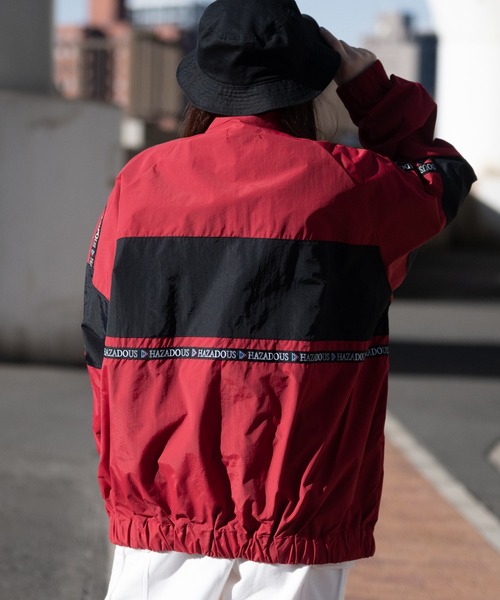 JOHN'S CLOSET(ジョンズクローゼット)の「【13】ナイロン オーバーサイズ スタンドジャケット(ナイロンジャケット・メンズ・レッド/オフホワイト/ブラック・MEDIUM/LARGE)」の20枚目の写真