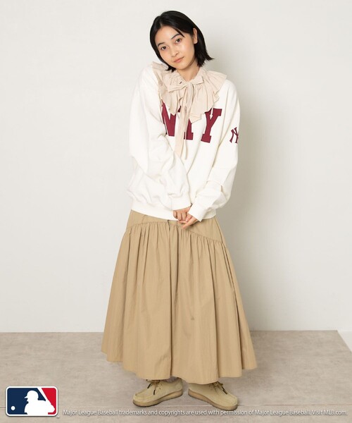 FREAK'S STORE（フリークスストア）の「MLB × FREAK'S STORE/エムエルビー MLB サテンロゴスウェット（スウェット・レディース・オフホワイト/ナチュラル/グレー/ネイビー・ﾌﾘ-）」の6枚目の写真