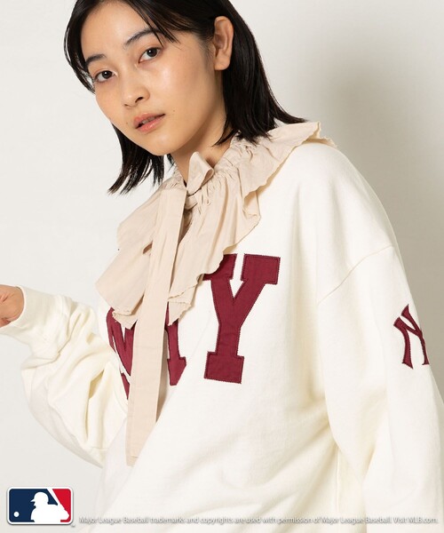 FREAK'S STORE（フリークスストア）の「MLB × FREAK'S STORE/エムエルビー MLB サテンロゴスウェット（スウェット・レディース・オフホワイト/ナチュラル/グレー/ネイビー・ﾌﾘ-）」の11枚目の写真
