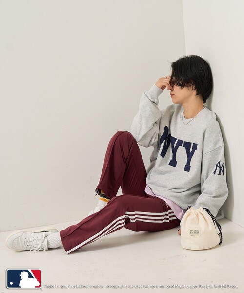 FREAK'S STORE（フリークスストア）の「MLB × FREAK'S STORE/エムエルビー MLB サテンロゴスウェット（スウェット・レディース・オフホワイト/ナチュラル/グレー/ネイビー・ﾌﾘ-）」の15枚目の写真