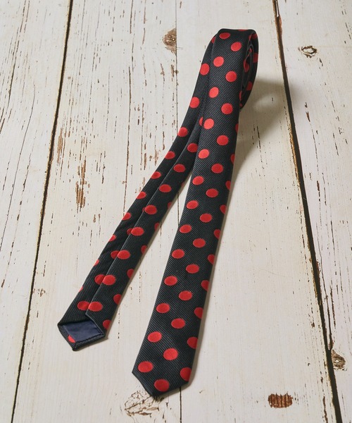 ADPOSION（アドポーション）の「レジメンナロータイ / ビッグドット柄ナロータイ（ネクタイ・メンズ・ブラック系4/ブラック系3/ブラック系2/シルバー系1/ネイビー系1/ブラック系1/ワイン系1・FREE）」の11枚目の写真
