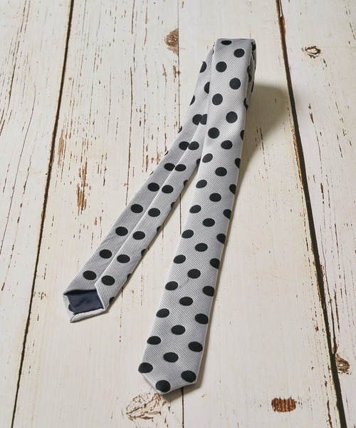 ADPOSION（アドポーション）の「レジメンナロータイ / ビッグドット柄ナロータイ（ネクタイ・メンズ・ブラック系4/ブラック系3/ブラック系2/シルバー系1/ネイビー系1/ブラック系1/ワイン系1・FREE）」の14枚目の写真
