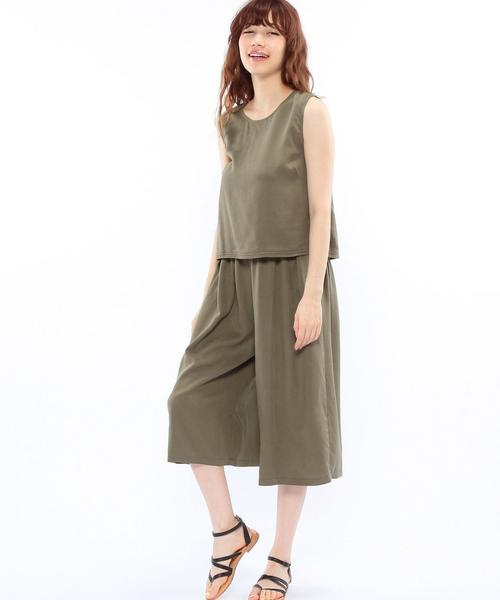 Another Edition（アナザーエディション）の「ノースリーブプルオーバー×サロペット2/AEBC NSL PO×SLPT Ⅱ（サロペット/オーバーオール・レディース・ブラック/オリーブ・フリー）」の4枚目の写真