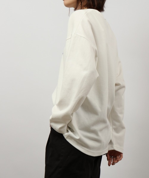 muahmuah（ムーアムーア）の「MUAHMUAH シグネチャー グラフィック長袖Tシャツ（Tシャツ/カットソー・レディース・インディゴブルー/ホワイト・FREE）」の9枚目の写真