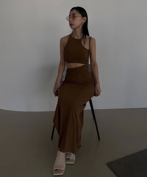 Ameri（アメリ）の「TRIO SUSPENDER SKIRT SWIM WEAR（水着・レディース・カーキ/ブラウン/ブラック・SMALL/MEDIUM）」の22枚目の写真