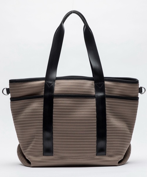 EDITA.(エディータ)の「洗濯機で洗える Washable stylish tote bag 軽量 / A4収納(ショルダーバッグ・レディース・ブラック/チャコールグレー・FREE)」の14枚目の写真