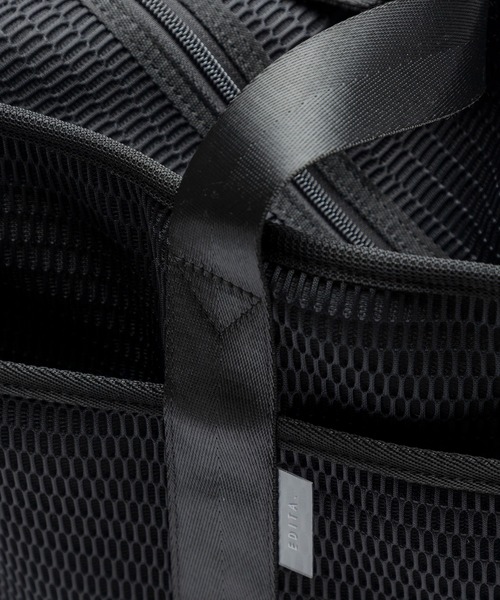 EDITA.(エディータ)の「洗濯機で洗える Washable stylish tote bag 軽量 / A4収納(ショルダーバッグ・レディース・ブラック/チャコールグレー・FREE)」の16枚目の写真