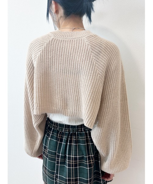 CECIL McBEE（セシルマクビー）の「２WAYクロップドボレロ（ニット/セーター・レディース・ベージュ/ブラック/チャコールグレー/ブルー・MEDIUM）」の9枚目の写真