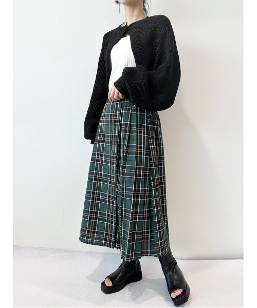 CECIL McBEE（セシルマクビー）の「２WAYクロップドボレロ（ニット/セーター・レディース・ベージュ/ブラック/チャコールグレー/ブルー・MEDIUM）」の8枚目の写真