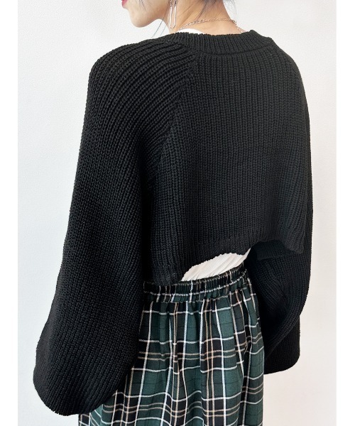 CECIL McBEE（セシルマクビー）の「２WAYクロップドボレロ（ニット/セーター・レディース・ベージュ/ブラック/チャコールグレー/ブルー・MEDIUM）」の7枚目の写真