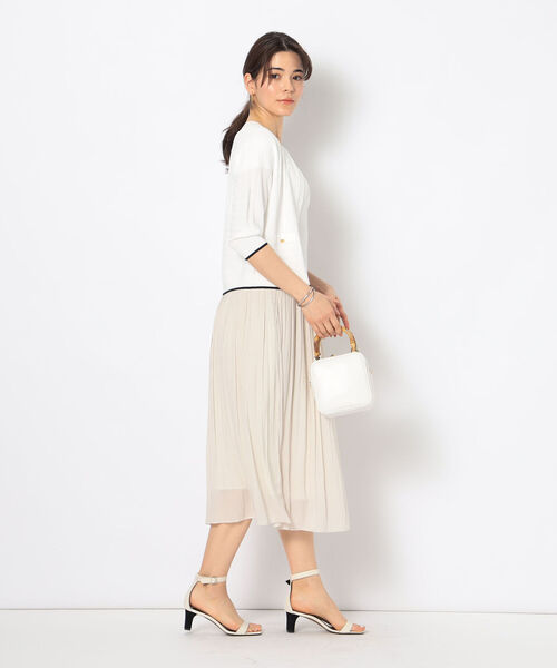 NOLLEY’S(ノーリーズ)の「《手洗い可能》リンクス柄6分袖カーディガン(カーディガン/ボレロ・レディース・ブラック/ブルー/レッド/オフホワイト・38)」の17枚目の写真