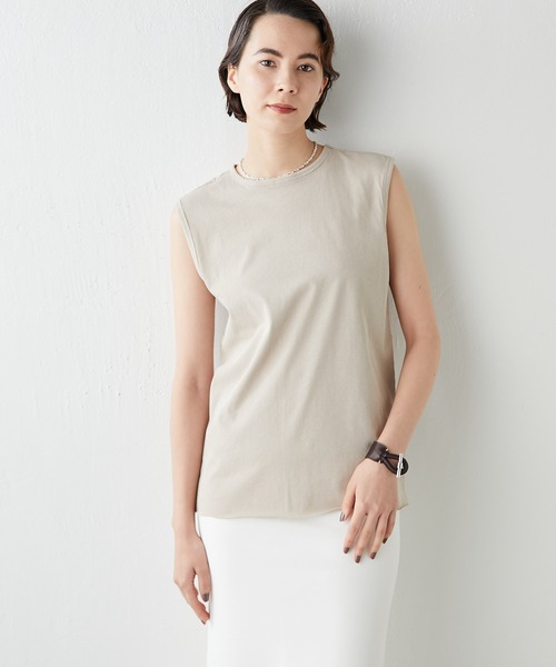Whim Gazette(ウィムガゼット)の「フレンチスリーブプルオーバー(Tシャツ/カットソー・レディース・チャコールグレー/ベージュ/オフホワイト/ブルー/ライトベージュ/グレー・FREE)」の5枚目の写真