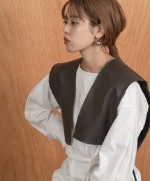 lawgy | square leather collar(ベスト)