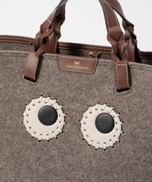 ANYA HINDMARCH（アニヤハインドマーチ）の「ANYA HINDMARCH