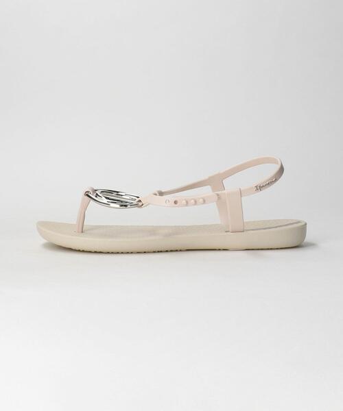 IPANEMA（イパネマ）の「＜Ipanema＞ CLASIC CHARM3 サンダル / ビーチサンダル（サンダル・レディース・ベージュ/ブラック・36(24)/37(24.5)/35(23)）」の3枚目の写真