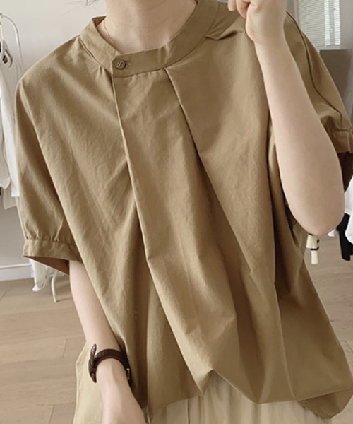 TONE SELECT GOODS(トーンセレクトグッズ)の「urbanfemine./プリーツシャツ U7051(シャツ/ブラウス・レディース・カーキ/ベージュ/ホワイト・L/XL/M/X-LARGE)」の2枚目の写真
