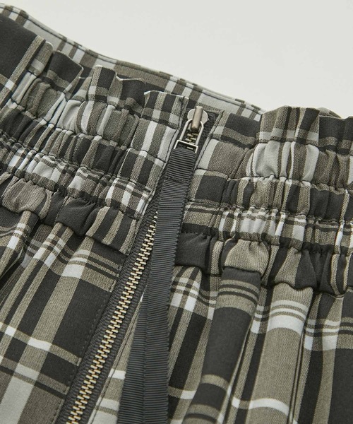 ROPE' PICNIC（ロペピクニック）の「チェックセミマーメイドスカート（スカート・レディース・ブラック/ワイン/ダークブラウン/キャメル・36/38）」の16枚目の写真