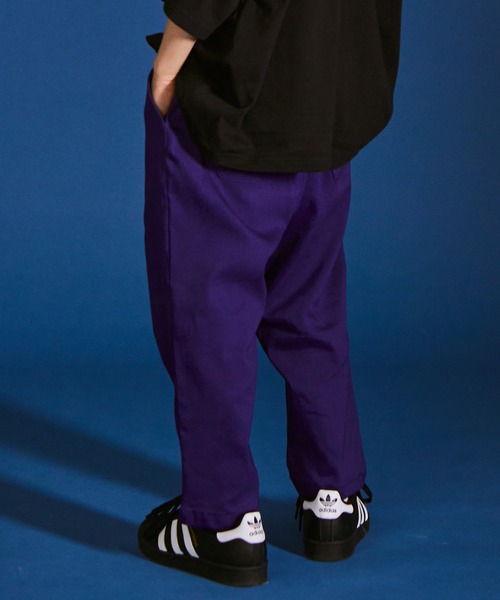 PAIRMANON STREET（ペアマノンストリート）の「ベーシック ワイド テーパード パンツ ストレッチ【PAIRMANON STREET】（カーゴパンツ・キッズ・ベージュ/ブラック/カーキ/レッド/ライトブルー/パープル/オリーブ/ネイビー/マスタード/ブルー系その他/ブラウン・120/140/150/130/90/110/100/160）」の9枚目の写真