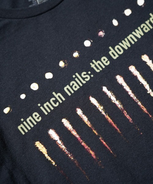 2AM(ツーエイエム)の「THRIFTY LOOK/スリフティールック THRIFTY'NINE INCH'TEE(Tシャツ/カットソー・メンズ・ホワイト系1/ホワイト/ブラック/ブラック系1/ブラック系2・LARGE/X-LARGE/MEDIUM)」の17枚目の写真
