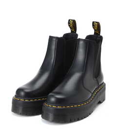 ドクターマーチン 2976 HI QUAD SQUARED UK7 Dr. Martens 2976 Hi Quad Squared Platform Boot | Urban Outfitters