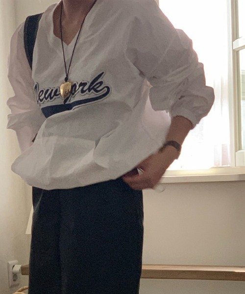 LYEON(リヨン)の「ナイロンアノラックトップス(その他トップス・レディース・ホワイト/ネイビー・FREE)」の7枚目の写真