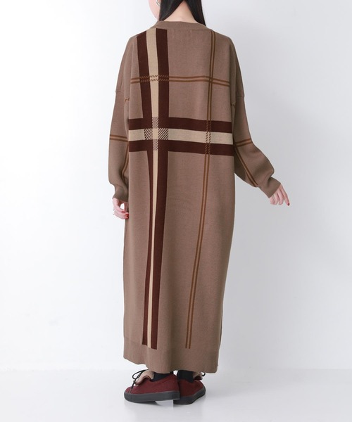 n'OrLABEL(ノアールレーベル)の「『チェック柄ジャカードニットワンピース』(ワンピース・レディース・ブラック/モカ・FREE)」の3枚目の写真