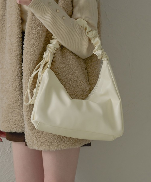 Ambre Neige（アンブルネージュ）の「gather shoulder bag / ギャザーショルダーバッグ（ショルダーバッグ・レディース・アイボリー/ブラック/ダークブラウン/ピンク/ピンク系その他/シルバー・FREE）」の9枚目の写真